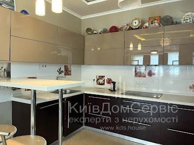 квартира за адресою Миколи Міхновського бульв. (Дружби Народів), 14-16