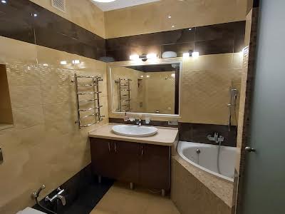квартира по адресу Киев, Василия Тютюнника ул. (Анрі Барбюса), 37к