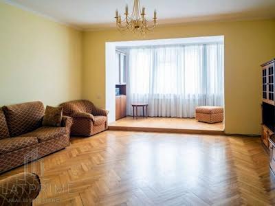 квартира за адресою Старонаводницька вул., 8