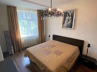 квартира по адресу Киев, Старонаводницкая ул., 6Б