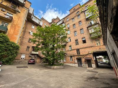 квартира за адресою Саксаганського вул., 63/28