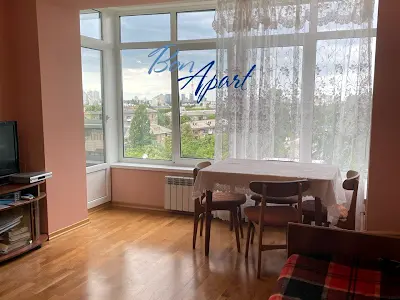 квартира за адресою Авіаконструктора Антонова вул., 17