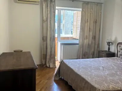 квартира за адресою Київ, Юрківська вул., 28