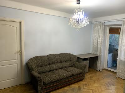 квартира за адресою Новогоспітальна вул. (Щорса пров.), 5