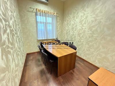 комерційна за адресою Академіка Палладіна просп., 20