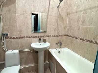 квартира за адресою Лаврська вул. (Січневого Повстання), 6