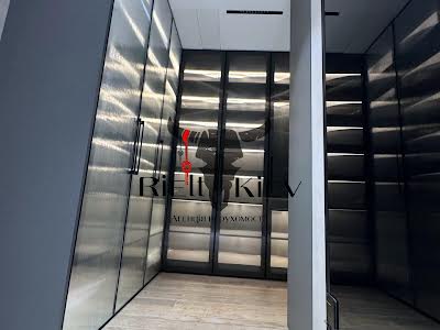 квартира по адресу Трускавецкая ул., 8
