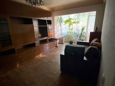 квартира по адресу Ореста Левицкого ул. (Академіка Курчатова), 13