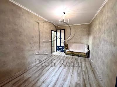 квартира по адресу Ревуцкого ул., 34А