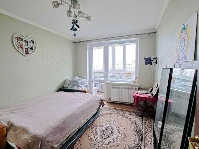 квартира за адресою Бучми вул. (Командарма Уборевича), 14