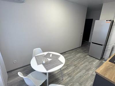 квартира за адресою Польова вул., 73