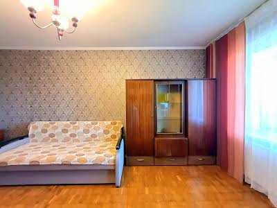 квартира по адресу Чернобыльская ул., 14