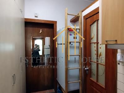 квартира за адресою Жамбила Жабаєва вул. (Кузьминська), 22