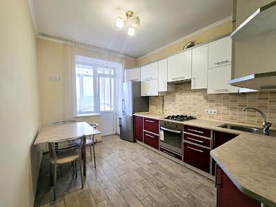 квартира по адресу Черкаська, 4