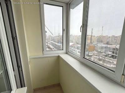 квартира по адресу Владимира Ивасюка просп. (Героїв Сталінграду), 49