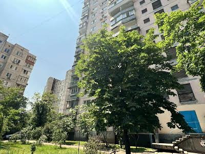 квартира за адресою Зої Гайдай вул., 9-А