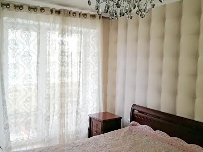 квартира за адресою Верховинна вул., 82