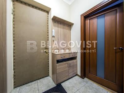 квартира за адресою Кловський узвіз, 4