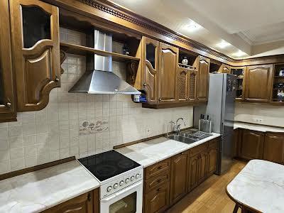 квартира за адресою Антоновича вул. (Горького), 140