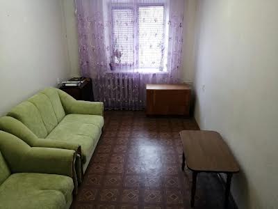 квартира за адресою Курсова вул., 20