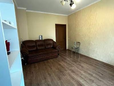 квартира за адресою с. Крюківщина, Вишнева вул., 1