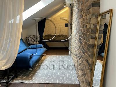 квартира за адресою Регенераторна вул., 4