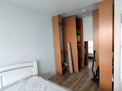 квартира по адресу Метростроителей ул., 22