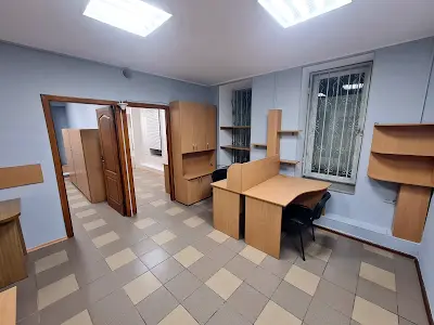 комерційна за адресою Панаса Мирного вул., 9б