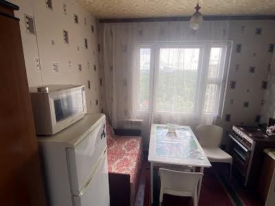 квартира за адресою Академіка Глушкова просп., 35