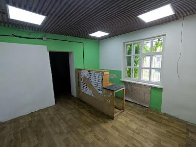 комерційна за адресою Івана Федорова вул., 31