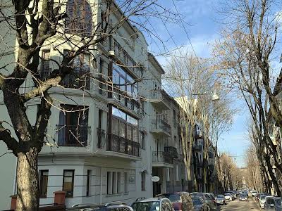 квартира за адресою Сергія Єфремова вул., 30