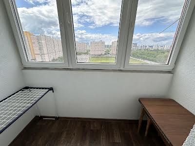 квартира за адресою Драгоманова вул., 2-Б