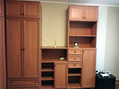квартира за адресою Райдужна вул., 37