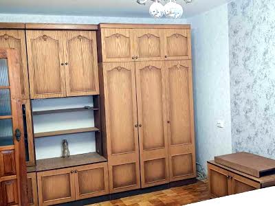 квартира по адресу Ларисы Руденко ул., 3-Б