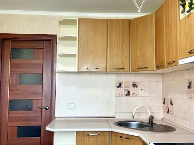 квартира за адресою Степана Бандери вул., 19