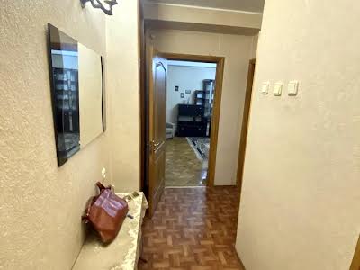 квартира по адресу Леси Украинки бульв., 24-Б