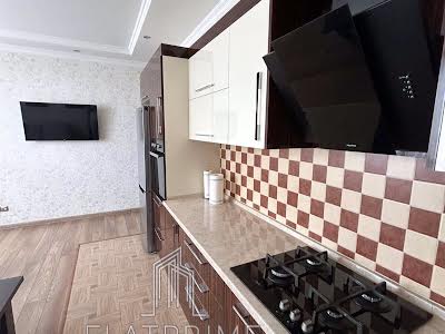 квартира по адресу Киев, Практичная ул., 2