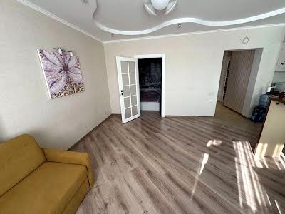 квартира за адресою Ревуцького вул., 9