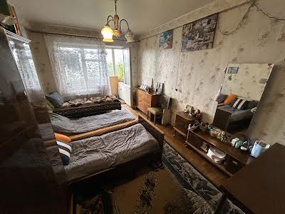 квартира за адресою Василя Іваниса вул. (Миколи Матеюка), 13