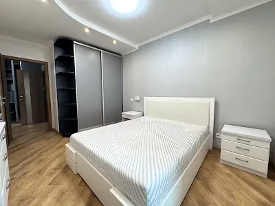 квартира за адресою Київ, Андрія Аболмасова вул. (Панельна), 4