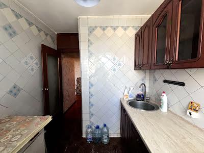 квартира за адресою Гвардейцев Широнинцев, 11Б