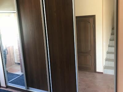 дом по адресу Достоинства ул. (Жертв Революції), 67-А
