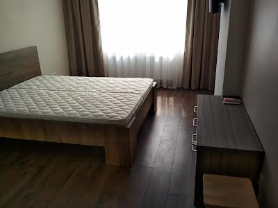 квартира за адресою Оксамитова вул., 20-В