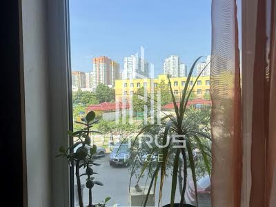 квартира по адресу Анны Ахматовой ул., 16-Б