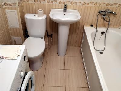 квартира за адресою Вишнева вул., 1