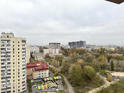 квартира за адресою Федора Ернста вул., 16а