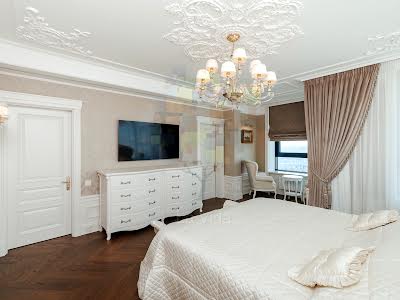 квартира по адресу Calle Dilova ул. (Димитрова), 1/2