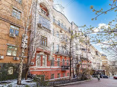 квартира за адресою Київ, Володимирська, 81а