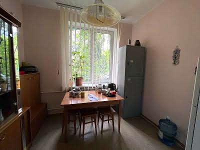 комерційна за адресою Київ, Чоколівський бульв., 30