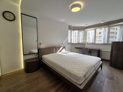 квартира за адресою Дмитрівська вул., 75